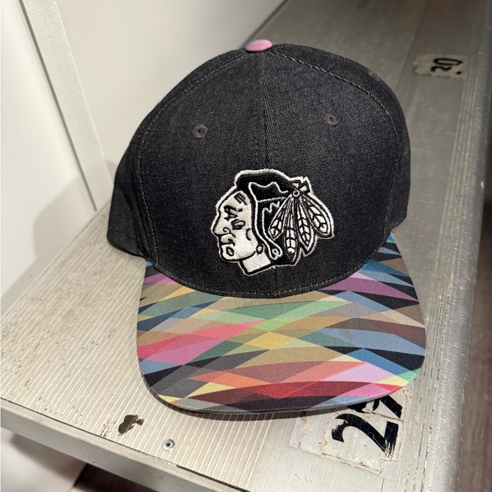 American Needle Chicago Blackhawks SnapBack hat